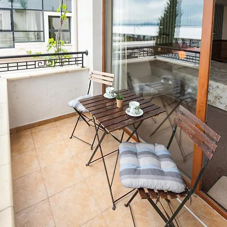 Hotel Selena 3*