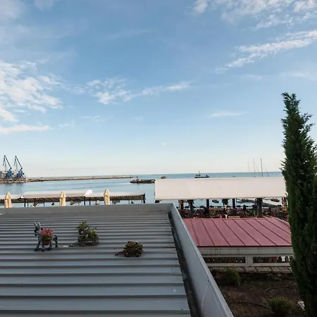 Хотел селена 3*