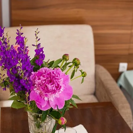 Otel Selena 3*